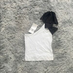 Zara White Tank Top with Black Accent